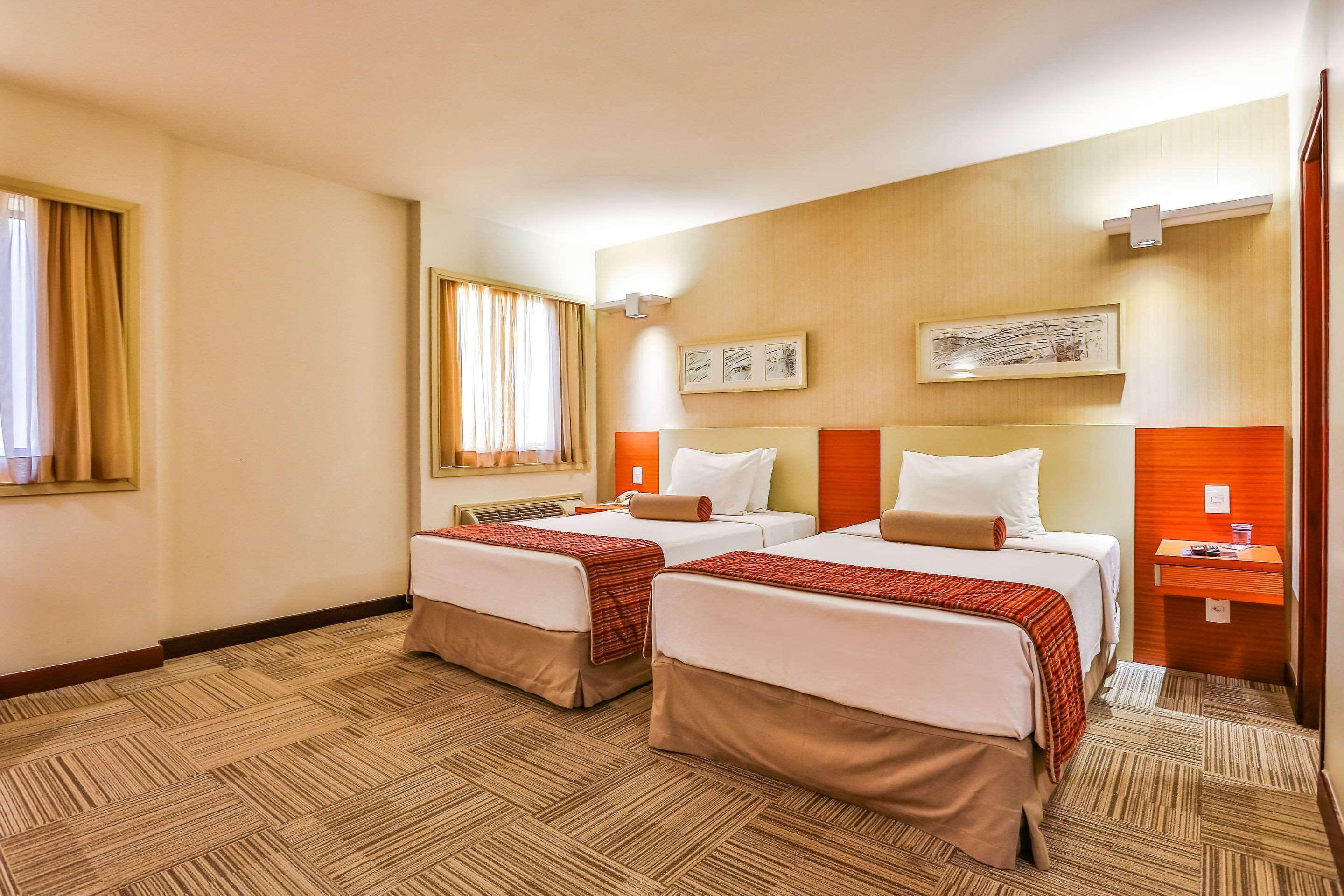 Comfort Suites Brasilia Esterno foto