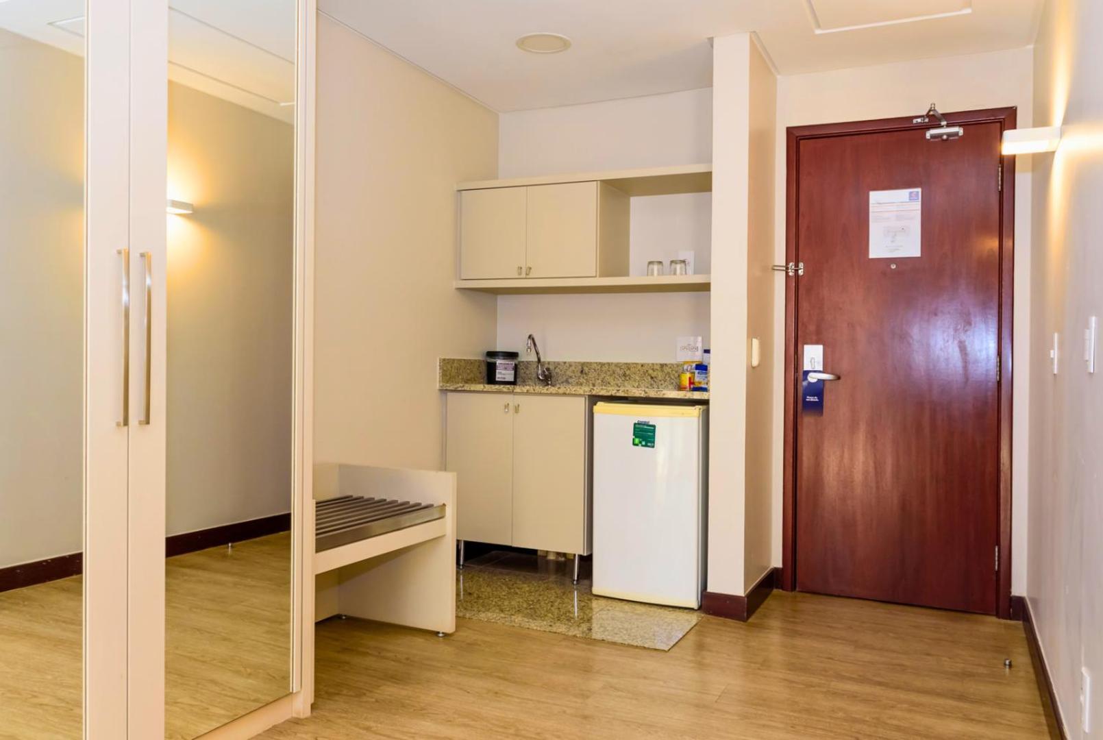 Comfort Suites Brasilia Esterno foto