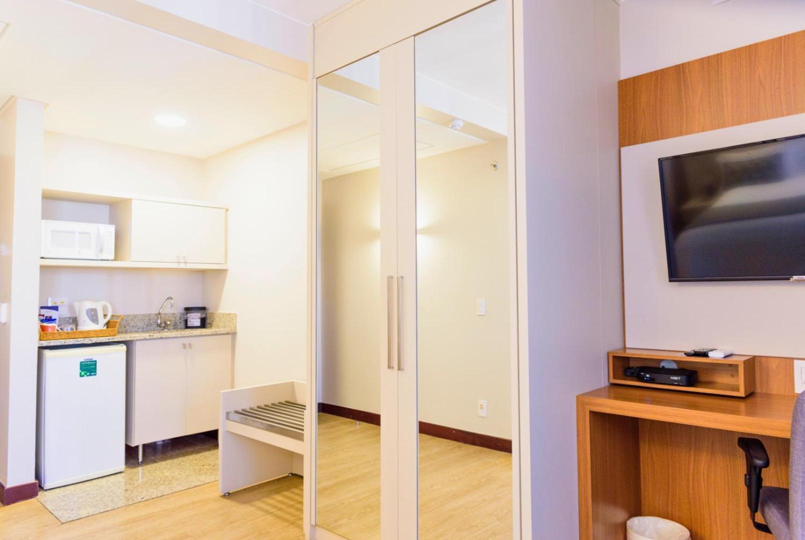Comfort Suites Brasilia Esterno foto
