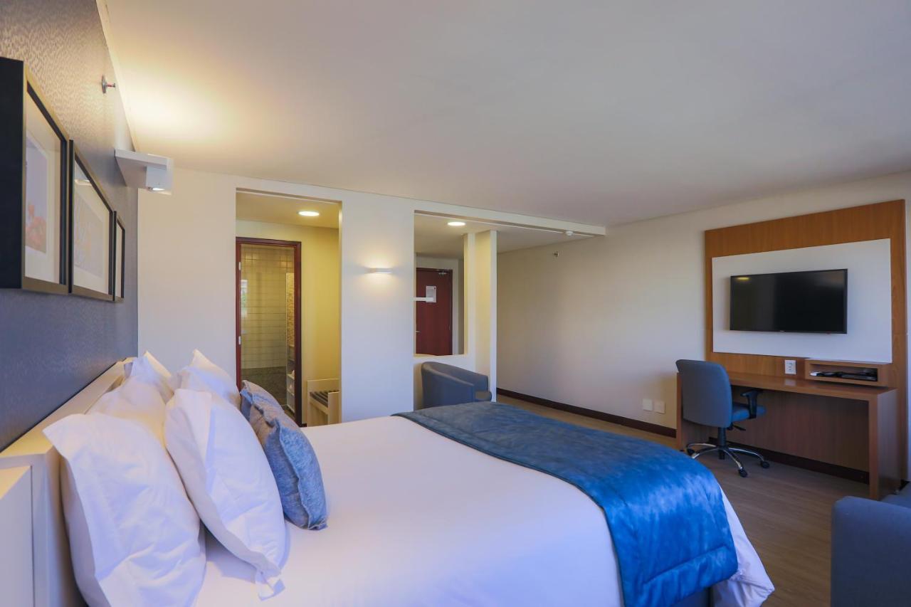 Comfort Suites Brasilia Esterno foto